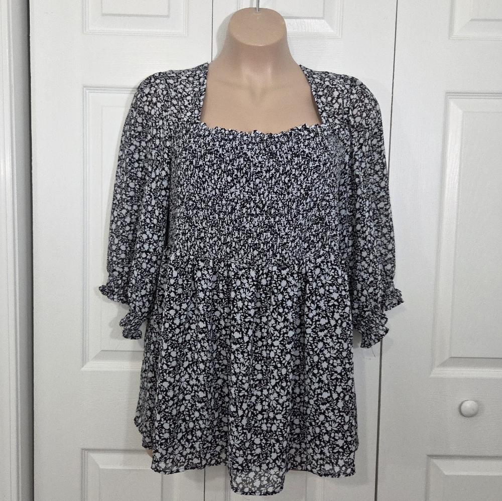 Torrid Smocked Elastic 3/4 Sleeve Chiffon Skirted Lined Blouse Sz 5 ~ Pre-Owned